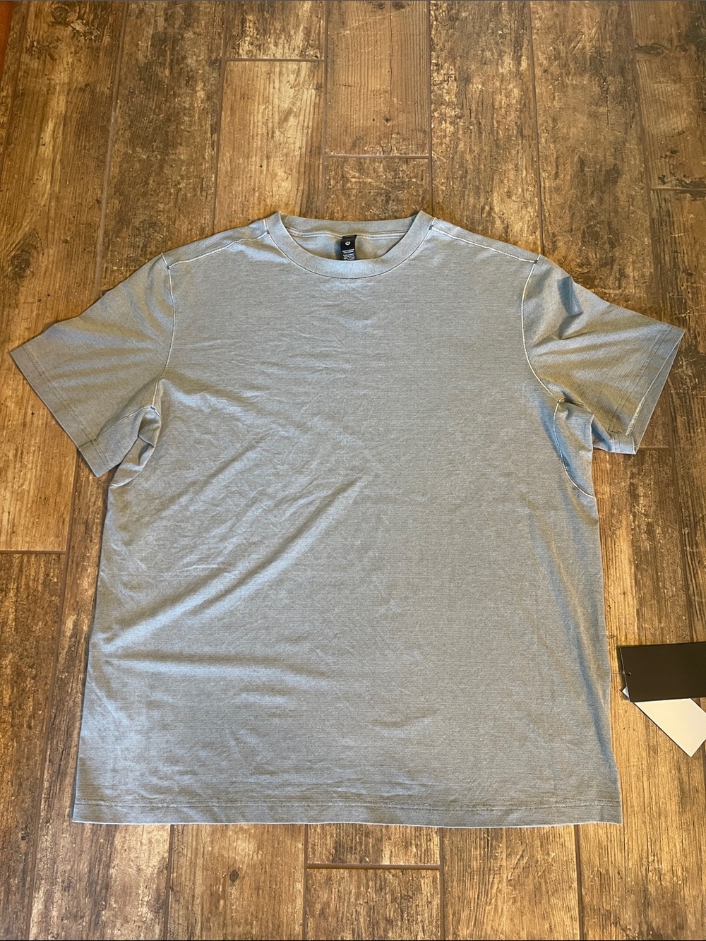 lululemon athletica Men's Heather Slate Crew Neck Tee